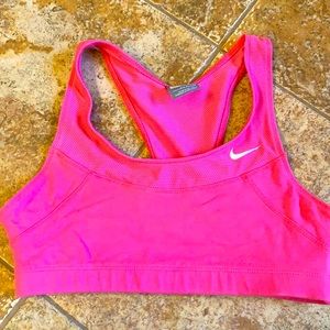 NIKE SPORTS BRA SMALL